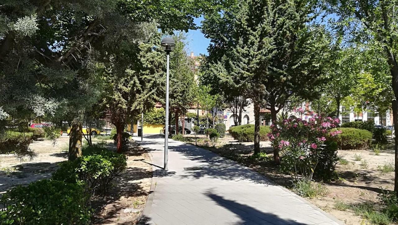 Villa "Luna De Segovia" Leganés Eksteriør billede